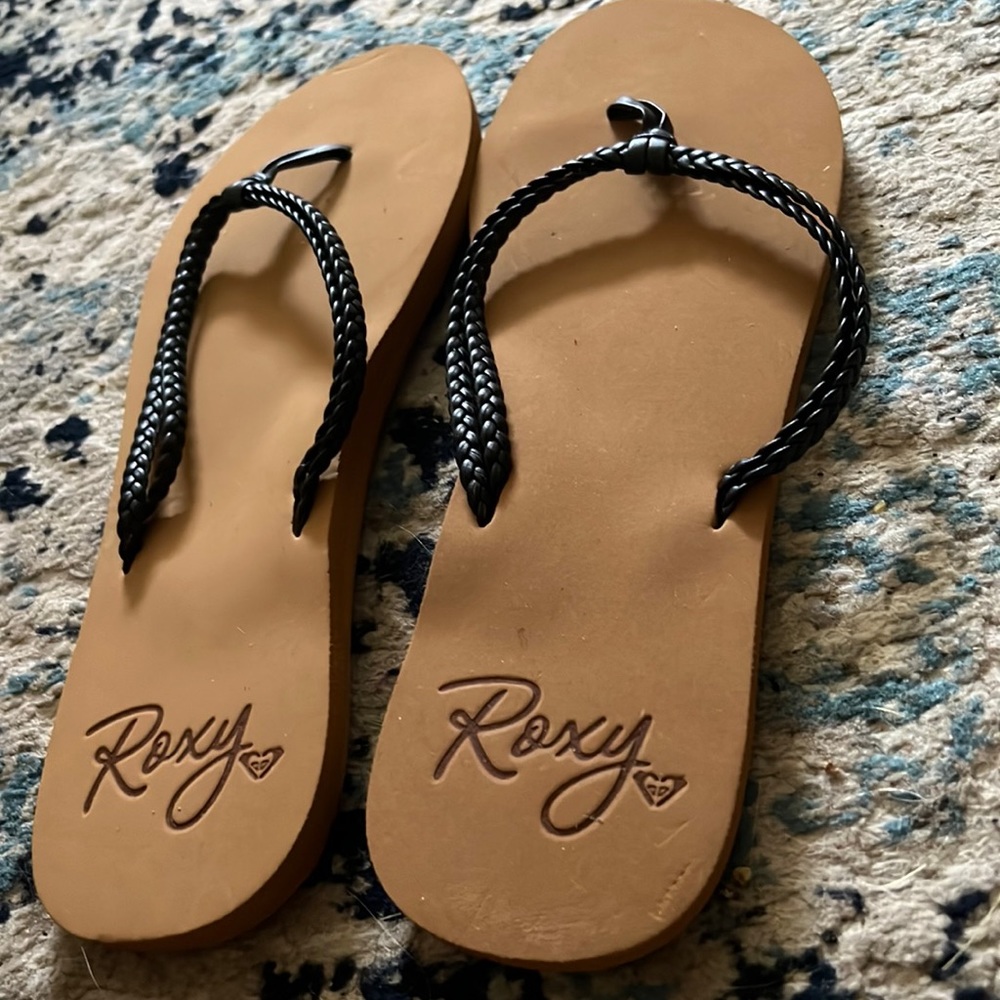 Roxy Sandals size 10